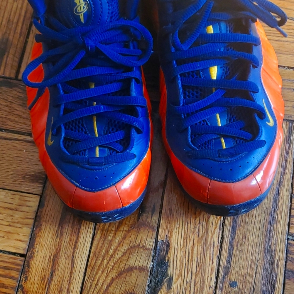Nike Foam Posit